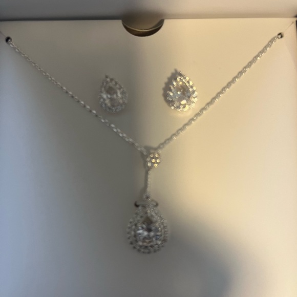 Brand new Bob Mackie crystal necklace and earrings. - Picture 2 of 3